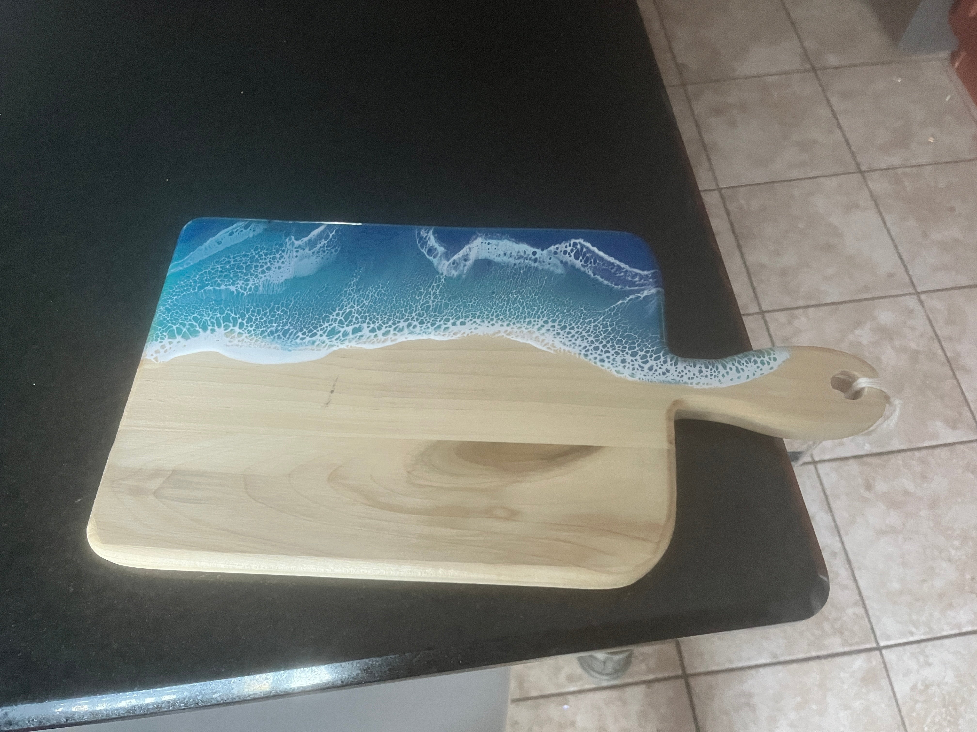 Kerry Cutting Board & Plates Set - Arte By Hand